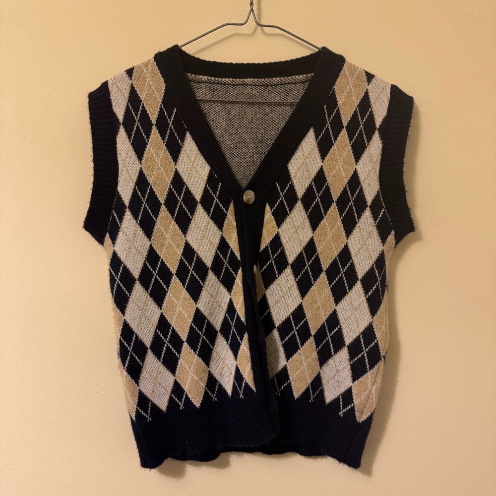 ⭐️2 for $15⭐️ Navy Argyle V-Neck Sweater Vest